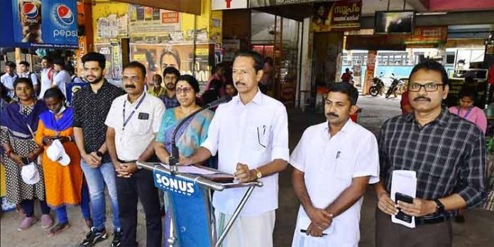 സമ്പൂര്ണശുചിത്വം സംസ്ഥാന സര്ക്കാരിന്റെ ലക്ഷ്യം : ജില്ലാ പഞ്ചായത്ത് പ്രസിഡന്റ് സമ്പൂര്ണശുചിത്വം സംസ്ഥാന സര്ക്കാരിന്റെ ലക്ഷ്യം : ജില്ലാ പഞ്ചായത്ത് പ്രസിഡന്റ്