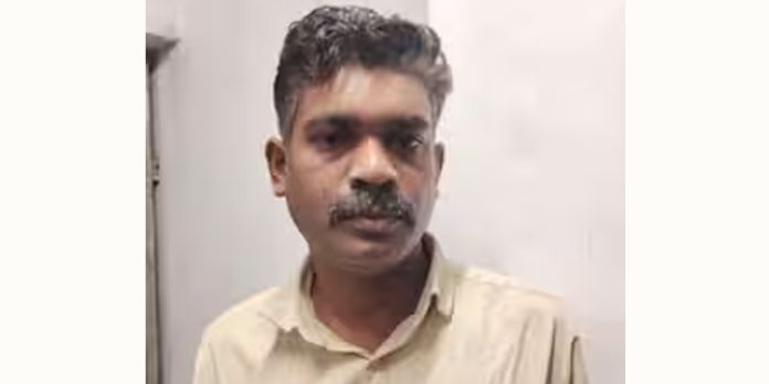നിരവധി മോഷണ കേസുകളിലെ പ്രതിയെ കാപ്പ ചുമത്തി അറസ്റ്റ് ചെയ്തു നിരവധി മോഷണ കേസുകളിലെ പ്രതിയെ കാപ്പ ചുമത്തി അറസ്റ്റ് ചെയ്തു