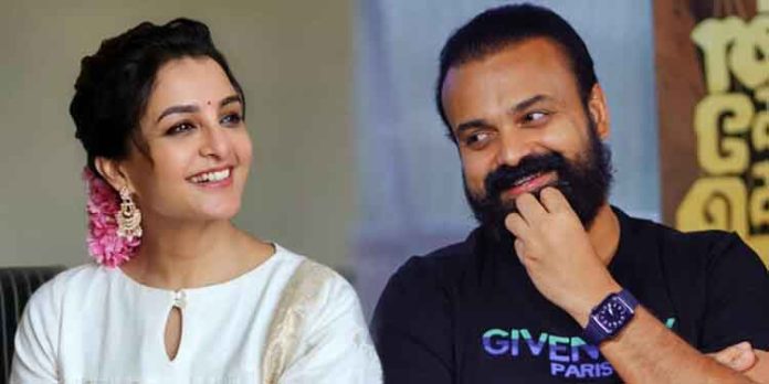 ജെസി ഡാനിയേല് ഫൗണ്ടേഷന് പുരസ്കാരങ്ങള് പ്രഖ്യാപിച്ചു ; മികച്ച നടൻ കുഞ്ചാക്കോ ബോബൻ, നടി മഞ്ജു വാര്യർ ജെസി ഡാനിയേല് ഫൗണ്ടേഷന് പുരസ്കാരങ്ങള് പ്രഖ്യാപിച്ചു ; മികച്ച നടൻ കുഞ്ചാക്കോ ബോബൻ, നടി മഞ്ജു വാര്യർ
