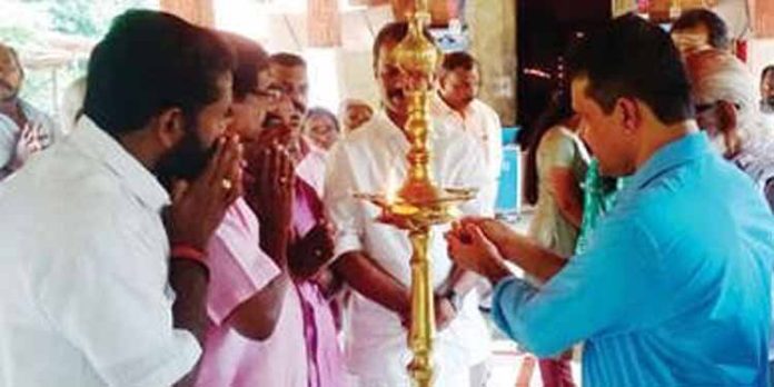 മണ്ണടി ദേവീക്ഷേത്രത്തിലെ പൊങ്കാല ; കൂപ്പൺ വിതരണത്തിന്റെ ഉദ്ഘാടനം നടന്നു മണ്ണടി ദേവീക്ഷേത്രത്തിലെ പൊങ്കാല ; കൂപ്പൺ വിതരണത്തിന്റെ ഉദ്ഘാടനം നടന്നു