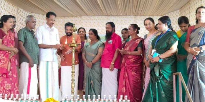 പന്തളം എഫ്.പി.ഒ യുടെ ആദ്യ ഉത്പന്നം വിപണിയില് പന്തളം എഫ്.പി.ഒ യുടെ ആദ്യ ഉത്പന്നം വിപണിയില്