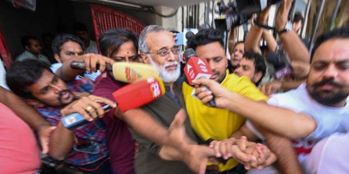 ന്യൂസ് ക്ലിക്ക് ; അറസ്റ്റിലായവരെ 7 ദിവസം പോലീസ് കസ്റ്റഡിയിൽ വിട്ട് പട്യാല കോടതി ന്യൂസ് ക്ലിക്ക് ; അറസ്റ്റിലായവരെ 7 ദിവസം പോലീസ് കസ്റ്റഡിയിൽ വിട്ട് പട്യാല കോടതി