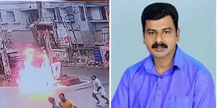 ഇടുക്കി അടിമാലി ടൗണിൽ പെട്രോൾ ഒഴിച്ച് ആത്മഹത്യയ്ക്ക് ശ്രമിച്ച യുവാവ് മരിച്ചു ഇടുക്കി അടിമാലി ടൗണിൽ പെട്രോൾ ഒഴിച്ച് ആത്മഹത്യയ്ക്ക് ശ്രമിച്ച യുവാവ് മരിച്ചു