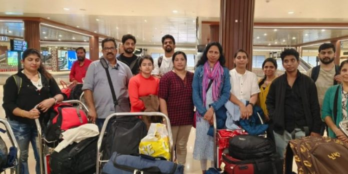 ഓപ്പറേഷൻ അജയ് ; 22 മലയാളികൾ കൂടി നാട്ടിലെത്തി ഓപ്പറേഷൻ അജയ് ; 22 മലയാളികൾ കൂടി നാട്ടിലെത്തി