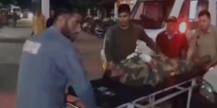 ജമ്മു കശ്മീരിൽ പാക് വെടിനിർത്തൽ കരാർ ലംഘനം ജമ്മു കശ്മീരിൽ പാക് വെടിനിർത്തൽ കരാർ ലംഘനം