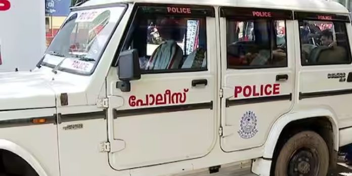കഞ്ചാവ് കേസിൽ നിരപരാധിയെ കസ്റ്റഡിയിലെടുത്തു ; കൊച്ചിയിൽ രണ്ട് പോലീസുകാർക്ക് സസ്പെൻഷൻ കഞ്ചാവ് കേസിൽ നിരപരാധിയെ കസ്റ്റഡിയിലെടുത്തു ; കൊച്ചിയിൽ രണ്ട് പോലീസുകാർക്ക് സസ്പെൻഷൻ