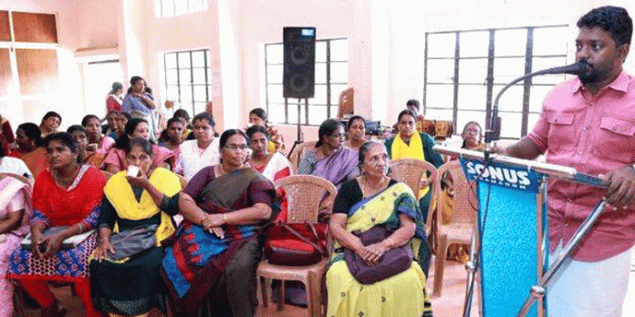 പ്രമാടം ഗ്രാമപഞ്ചായത്തില് സ്നേഹ സംഗമം സംഘടിപ്പിച്ചു പ്രമാടം ഗ്രാമപഞ്ചായത്തില് സ്നേഹ സംഗമം സംഘടിപ്പിച്ചു