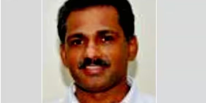 പ്രവാസി മലയാളി ജോലിസ്ഥലത്ത് കുഴഞ്ഞുവീണ് മരിച്ചു പ്രവാസി മലയാളി ജോലിസ്ഥലത്ത് കുഴഞ്ഞുവീണ് മരിച്ചു