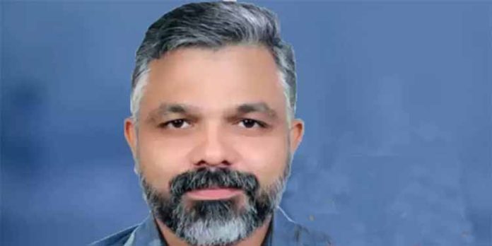 പത്തനംതിട്ട നഗരസഭ സെക്രട്ടറിയുടെ വേര്പാടിന്റെ ഞെട്ടലില് സഹപ്രവര്ത്തകര് പത്തനംതിട്ട നഗരസഭ സെക്രട്ടറിയുടെ വേര്പാടിന്റെ ഞെട്ടലില് സഹപ്രവര്ത്തകര്