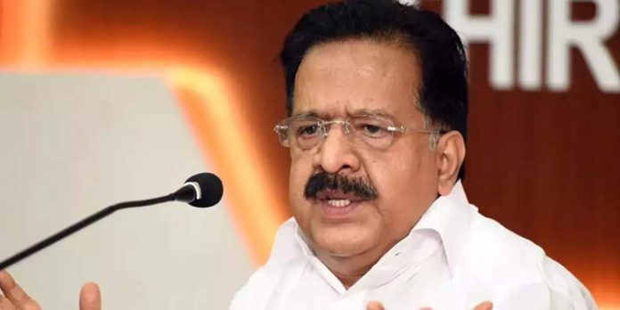 ദുരിതാശ്വാസഫണ്ട് കേസിലെ ലോകായുക്തവിധി സ്വജനപക്ഷപാതമെന്ന് ചെന്നിത്തല ദുരിതാശ്വാസഫണ്ട് കേസിലെ ലോകായുക്തവിധി സ്വജനപക്ഷപാതമെന്ന് ചെന്നിത്തല