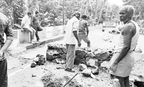 കീക്കൊഴൂരില് ഇന്ന് അവകാശ പ്രഖ്യാപന സമ്മേളനം നടക്കും കീക്കൊഴൂരില് ഇന്ന് അവകാശ പ്രഖ്യാപന സമ്മേളനം നടക്കും