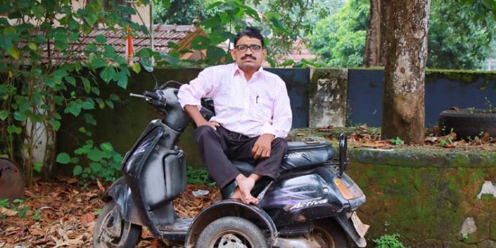 റഷീദ് ആനപ്പാറയുടെ ഭക്ഷ്യധാന്യ കിറ്റ് വിതരണം ഞായറാഴ്ച (8) റഷീദ് ആനപ്പാറയുടെ ഭക്ഷ്യധാന്യ കിറ്റ് വിതരണം ഞായറാഴ്ച (8)