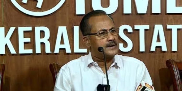 ജിഫ്രി തങ്ങളെ മറയാക്കി ലീഗിനെതിരെ പ്രവർത്തിക്കുന്നെന്ന് പിഎംഎ സലാം ജിഫ്രി തങ്ങളെ മറയാക്കി ലീഗിനെതിരെ പ്രവർത്തിക്കുന്നെന്ന് പിഎംഎ സലാം