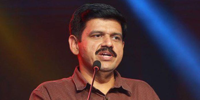 ഇസ്രയേലിൽ നിന്നുള്ള ഓർഡറുകൾ സ്വീകരിക്കില്ല ; മരിയൻ അപ്പാരൽസിന്റെ തീരുമാനത്തെ പരിഹസിച്ച് സന്ദീപ് വാര്യര് ഇസ്രയേലിൽ നിന്നുള്ള ഓർഡറുകൾ സ്വീകരിക്കില്ല ; മരിയൻ അപ്പാരൽസിന്റെ തീരുമാനത്തെ പരിഹസിച്ച് സന്ദീപ് വാര്യര്