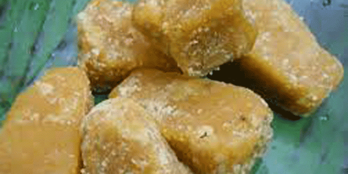 പമ്പാവാലി ശർക്കര വിപണിയിലിറങ്ങി പമ്പാവാലി ശർക്കര വിപണിയിലിറങ്ങി