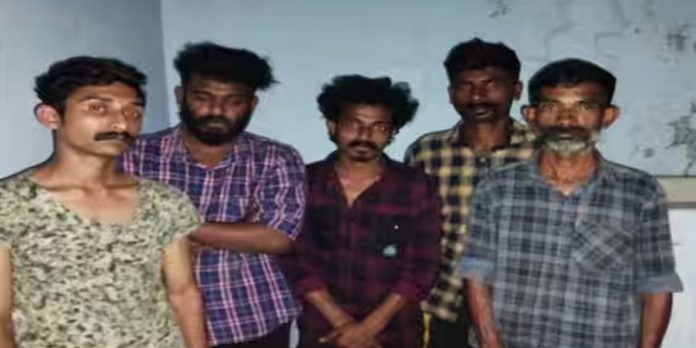 ശബരിമല ശരംകുത്തിയിലെ ബിഎസ്എൻഎൽ ടവറിന്റെ വിവിധയിനം കേബിളുകൾ മോഷ്ടിച്ചു ; 7 പേർ പിടിയിൽ ശബരിമല ശരംകുത്തിയിലെ ബിഎസ്എൻഎൽ ടവറിന്റെ വിവിധയിനം കേബിളുകൾ മോഷ്ടിച്ചു ; 7 പേർ പിടിയിൽ
