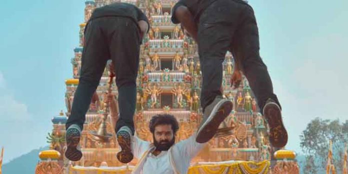 കോടികള് നേടി അമ്പരപ്പിക്കുന്ന സ്കന്ദ ഒടിടിയിലേക്ക് കോടികള് നേടി അമ്പരപ്പിക്കുന്ന സ്കന്ദ ഒടിടിയിലേക്ക്