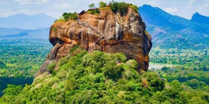 ചെലവ് കുറഞ്ഞ യാത്രകൾക്ക് ഇനി ശ്രീലങ്കയും ; ഇന്ത്യക്കാർക്ക് സൗജന്യ വിസ ചെലവ് കുറഞ്ഞ യാത്രകൾക്ക് ഇനി ശ്രീലങ്കയും ; ഇന്ത്യക്കാർക്ക് സൗജന്യ വിസ