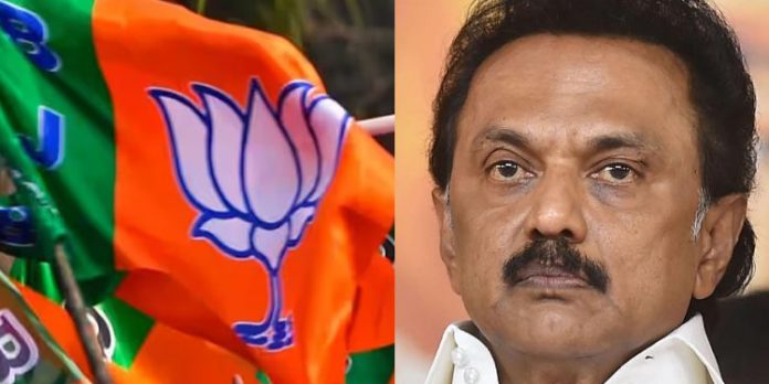 നിസ്കരിക്കാൻ കളി നിർത്തുമ്പോൾ നിങ്ങൾക്ക് പ്രശ്നമില്ലല്ലോ ? ഉദയനിധി സ്റ്റാലിന് മറുപടിയുമായി ബിജെപി നിസ്കരിക്കാൻ കളി നിർത്തുമ്പോൾ നിങ്ങൾക്ക് പ്രശ്നമില്ലല്ലോ ? ഉദയനിധി സ്റ്റാലിന് മറുപടിയുമായി ബിജെപി