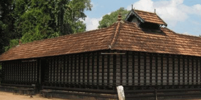 ഒരിപ്പുറത്ത് ഭഗവതിക്ഷേത്രത്തിൽ നവരാത്രിസംഗീതോത്സവം തുടങ്ങി ഒരിപ്പുറത്ത് ഭഗവതിക്ഷേത്രത്തിൽ നവരാത്രിസംഗീതോത്സവം തുടങ്ങി