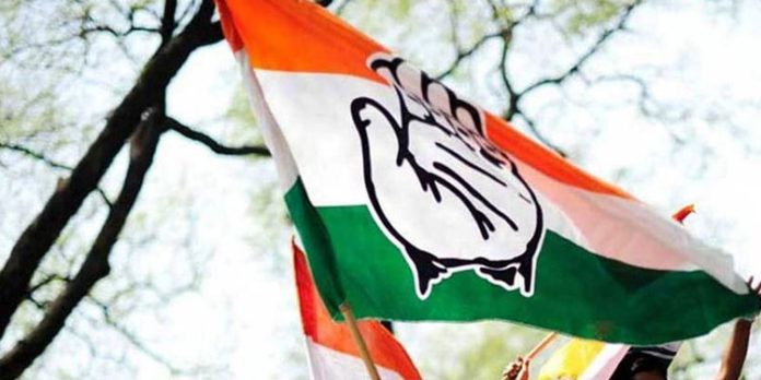 സ്ഥാനാര്ത്ഥി പ്രഖ്യാപനത്തില് വലഞ്ഞ് മധ്യപ്രദേശ് കോണ്ഗ്രസ് ; പട്ടികയില് അഴിച്ചുപണിക്ക് സാധ്യത സ്ഥാനാര്ത്ഥി പ്രഖ്യാപനത്തില് വലഞ്ഞ് മധ്യപ്രദേശ് കോണ്ഗ്രസ് ; പട്ടികയില് അഴിച്ചുപണിക്ക് സാധ്യത