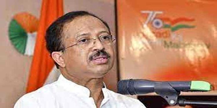 ചെങ്ങന്നൂരിൽ സ്റ്റോപ്പ് അനുവദിച്ചത് അയപ്പ ഭക്തർക്കുള്ള പ്രധാനമന്ത്രിയുടെ സമ്മാനമെന്ന് വി മുരളീധരൻ ചെങ്ങന്നൂരിൽ സ്റ്റോപ്പ് അനുവദിച്ചത് അയപ്പ ഭക്തർക്കുള്ള പ്രധാനമന്ത്രിയുടെ സമ്മാനമെന്ന് വി മുരളീധരൻ