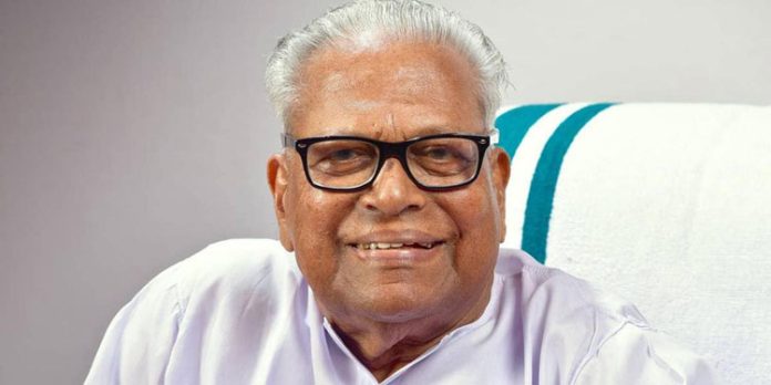 മുൻ മുഖ്യമന്ത്രി വി എസ് അച്യുതാന്ദന്റെ ആരോഗ്യനില ഗുരുതരമായി മുൻ മുഖ്യമന്ത്രി വി എസ് അച്യുതാന്ദന്റെ ആരോഗ്യനില ഗുരുതരമായി