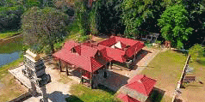 വലഞ്ചുഴി ദേവീക്ഷേത്രത്തിൽ വിദ്യാരംഭ ചടങ്ങുകൾ 24ന് നടക്കും വലഞ്ചുഴി ദേവീക്ഷേത്രത്തിൽ വിദ്യാരംഭ ചടങ്ങുകൾ 24ന് നടക്കും