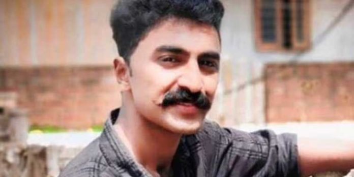വധശ്രമക്കേസ് : ടിക് ടോക് താരം മീശ വിനീത് റിമാൻഡിൽ വധശ്രമക്കേസ് : ടിക് ടോക് താരം മീശ വിനീത് റിമാൻഡിൽ