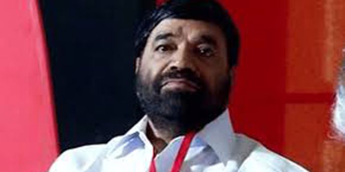 മന്ത്രി വിഎൻ വാസവനെതിരെ കരിങ്കൊടി പ്രതിഷേധം ; 2 കോൺഗ്രസ് നേതാക്കളെ അറസ്റ്റ് ചെയ്തു മന്ത്രി വിഎൻ വാസവനെതിരെ കരിങ്കൊടി പ്രതിഷേധം ; 2 കോൺഗ്രസ് നേതാക്കളെ അറസ്റ്റ് ചെയ്തു