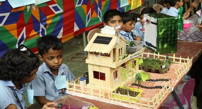 55-ാമത് സംസ്ഥാന സ്കൂൾ ശാസ്ത്രോത്സവത്തിന് ഇന്ന് തിരിതെളിയും 55-ാമത് സംസ്ഥാന സ്കൂൾ ശാസ്ത്രോത്സവത്തിന് ഇന്ന് തിരിതെളിയും