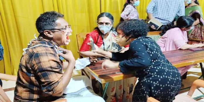 തലശ്ശേരി ജില്ലകോടതിയിലെ രോഗപ്പകർച്ച: മെഡിക്കൽ സംഘം പരിശോധിച്ചു തലശ്ശേരി ജില്ലകോടതിയിലെ രോഗപ്പകർച്ച: മെഡിക്കൽ സംഘം പരിശോധിച്ചു