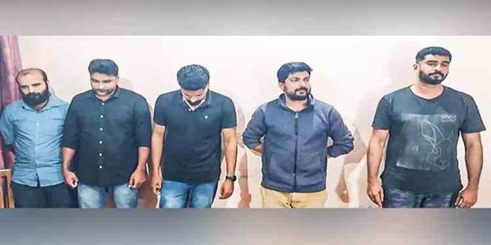 നഴ്സിങ് പ്രവേശനം: കോടികൾ തട്ടിയ അഞ്ചുപേർ അറസ്റ്റിൽ നഴ്സിങ് പ്രവേശനം: കോടികൾ തട്ടിയ അഞ്ചുപേർ അറസ്റ്റിൽ