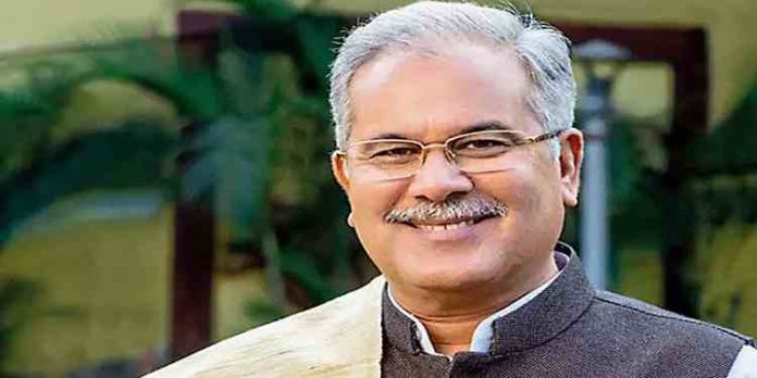 ഛത്തിസ്ഗഢിൽ തുടർഭരണം ലഭിച്ചാൽ സ്ത്രീകൾക്ക് വർഷം 15,000 രൂപ നൽകുമെന്ന് ബാഘേൽ ഛത്തിസ്ഗഢിൽ തുടർഭരണം ലഭിച്ചാൽ സ്ത്രീകൾക്ക് വർഷം 15,000 രൂപ നൽകുമെന്ന് ബാഘേൽ