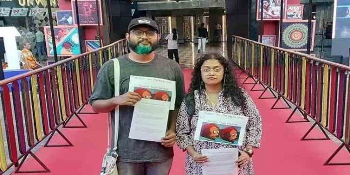 ഗോവൻ ചലച്ചിത്രമേളയിൽ കേരള സ്റ്റോറിക്കെതിരെ പ്രതിഷേധിച്ചവരെ കസ്റ്റഡിയിലെടുത്തു ഗോവൻ ചലച്ചിത്രമേളയിൽ കേരള സ്റ്റോറിക്കെതിരെ പ്രതിഷേധിച്ചവരെ കസ്റ്റഡിയിലെടുത്തു
