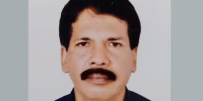 പിക്കപ്പ് വാന് ഇടിച്ച് ഇരുചക്ര വാഹന യാത്രക്കാരന് മരിച്ചു പിക്കപ്പ് വാന് ഇടിച്ച് ഇരുചക്ര വാഹന യാത്രക്കാരന് മരിച്ചു