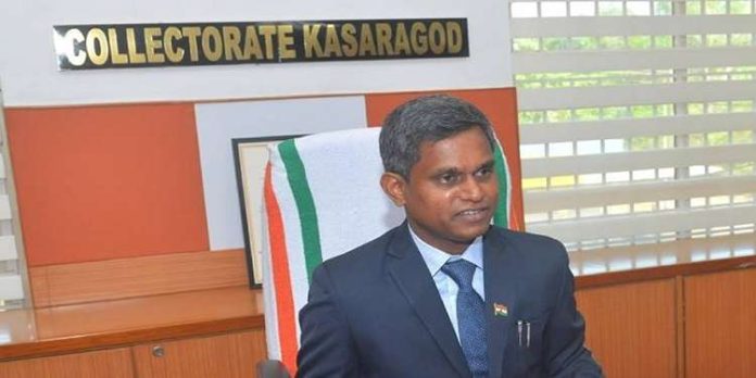 നവകേരള സദസിൽ എല്ലാ സർക്കാർ ജീവനക്കാരും പങ്കെടുക്കണമെന്ന ഉത്തരവുമായി മുന്നോട്ടുപോകും: കാസർഗോഡ് ജില്ലാ കളക്ടർ നവകേരള സദസിൽ എല്ലാ സർക്കാർ ജീവനക്കാരും പങ്കെടുക്കണമെന്ന ഉത്തരവുമായി മുന്നോട്ടുപോകും: കാസർഗോഡ് ജില്ലാ കളക്ടർ