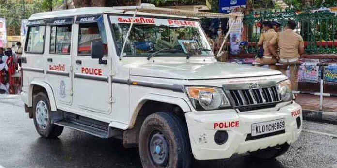 ആലപ്പുഴ പുന്നപ്രയിൽ കിടപ്പ് രോഗിയായ അച്ഛനെ കൊലപ്പെടുത്തി ; മകൻ കസ്റ്റഡിയിൽ ആലപ്പുഴ പുന്നപ്രയിൽ കിടപ്പ് രോഗിയായ അച്ഛനെ കൊലപ്പെടുത്തി ; മകൻ കസ്റ്റഡിയിൽ
