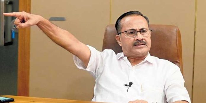മുസ്ലിംലീഗ് തീരുമാനങ്ങളെടുക്കുന്നത് മറ്റ് പാര്ട്ടികളുടെ ഉപദേശമനുസരിച്ചല്ല; പിഎംഎ സലാം മുസ്ലിംലീഗ് തീരുമാനങ്ങളെടുക്കുന്നത് മറ്റ് പാര്ട്ടികളുടെ ഉപദേശമനുസരിച്ചല്ല; പിഎംഎ സലാം