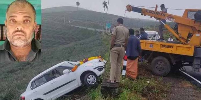 അപകട സ്ഥലത്ത് സഹായിയായി വന്ന് ഡ്രൈവറുടെ പോക്കറ്റടിച്ചു ; കൈയ്യോടെ പൊക്കി പോലീസ് അപകട സ്ഥലത്ത് സഹായിയായി വന്ന് ഡ്രൈവറുടെ പോക്കറ്റടിച്ചു ; കൈയ്യോടെ പൊക്കി പോലീസ്