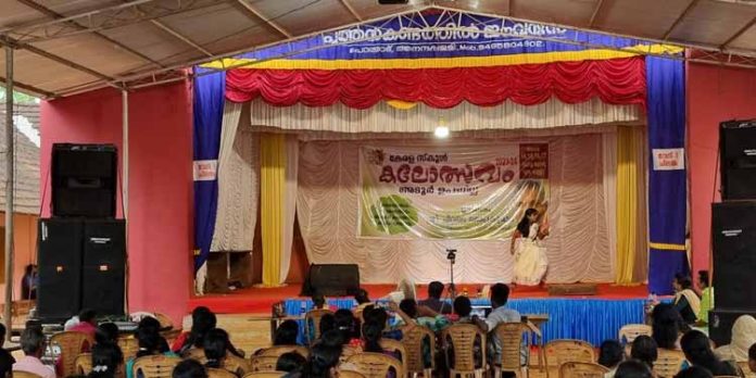 ആഘോഷമായി അടൂർ ഉപജില്ലാ കലോത്സവം ആഘോഷമായി അടൂർ ഉപജില്ലാ കലോത്സവം