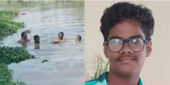 ആലുവ പുഴയിൽ കുളിക്കാനിറങ്ങിയ വിദ്യാർത്ഥി മുങ്ങിമരിച്ചു ആലുവ പുഴയിൽ കുളിക്കാനിറങ്ങിയ വിദ്യാർത്ഥി മുങ്ങിമരിച്ചു