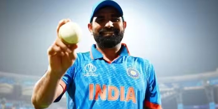 പേസര്മാര് പന്തെറിയുന്നത് പ്രത്യേക പന്തുകൊണ്ട് ; വിചിത്ര ആരോപണവുമായി മുന് പാക് താരം പേസര്മാര് പന്തെറിയുന്നത് പ്രത്യേക പന്തുകൊണ്ട് ; വിചിത്ര ആരോപണവുമായി മുന് പാക് താരം