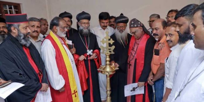 വിശപ്പിനും കണ്ണീരിനും മതമില്ല : കാതോലിക്ക ബാവ വിശപ്പിനും കണ്ണീരിനും മതമില്ല : കാതോലിക്ക ബാവ