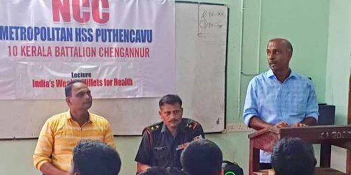 പുത്തൻകാവ് മെത്രാപ്പോലീത്തൻ ഹയർ സെക്കൻഡറി സ്കൂളില് സെമിനാർ സംഘടിപ്പിച്ചു പുത്തൻകാവ് മെത്രാപ്പോലീത്തൻ ഹയർ സെക്കൻഡറി സ്കൂളില് സെമിനാർ സംഘടിപ്പിച്ചു