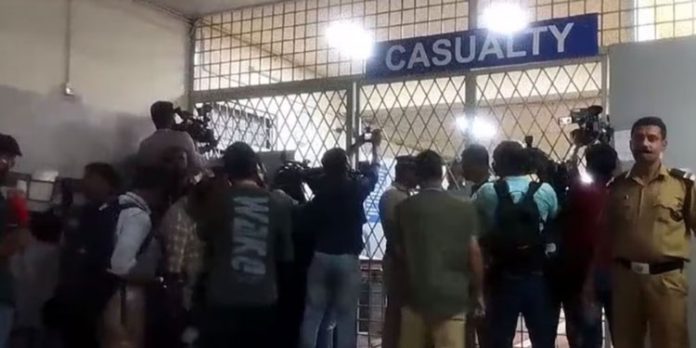 കുസാറ്റ് ദുരന്തം ; മരിച്ച വിദ്യാർത്ഥികളുടെ പോസ്റ്റ്മോർട്ടം നടപടികൾ ആരംഭിച്ചു കുസാറ്റ് ദുരന്തം ; മരിച്ച വിദ്യാർത്ഥികളുടെ പോസ്റ്റ്മോർട്ടം നടപടികൾ ആരംഭിച്ചു