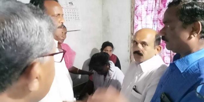 കർഷക ആത്മഹത്യ സർക്കാർ ഒന്നാംപ്രതി : പുതുശ്ശേരി കർഷക ആത്മഹത്യ സർക്കാർ ഒന്നാംപ്രതി : പുതുശ്ശേരി