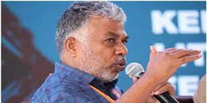 ഉത്തരേന്ത്യൻ സംസ്ഥാനങ്ങളെ അപേക്ഷിച്ച് കേരളവും തമിഴ്നാടും വിദ്യാഭ്യാസ പുരോഗതിയിൽ ബഹുദൂരം മുന്നിലാണെന്ന് പെരുമാൾ മുരുകൻ ഉത്തരേന്ത്യൻ സംസ്ഥാനങ്ങളെ അപേക്ഷിച്ച് കേരളവും തമിഴ്നാടും വിദ്യാഭ്യാസ പുരോഗതിയിൽ ബഹുദൂരം മുന്നിലാണെന്ന് പെരുമാൾ മുരുകൻ