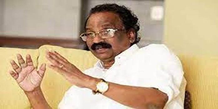 പൗരപ്രമുഖർ എന്ന വാക്ക് ഇടത് നേതാക്കൾ അടക്കം ഉപയോഗിക്കുന്നതിനെ വിമർശിച്ച് എ കെ ബാലൻ പൗരപ്രമുഖർ എന്ന വാക്ക് ഇടത് നേതാക്കൾ അടക്കം ഉപയോഗിക്കുന്നതിനെ വിമർശിച്ച് എ കെ ബാലൻ