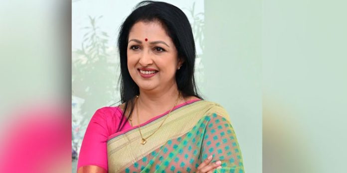 നടി ഗൗതമിയുടെ സ്വത്ത് തട്ടിയെടുത്ത കേസ് ; പ്രധാന പ്രതികളിലൊരാൾ പിടിയിൽ നടി ഗൗതമിയുടെ സ്വത്ത് തട്ടിയെടുത്ത കേസ് ; പ്രധാന പ്രതികളിലൊരാൾ പിടിയിൽ